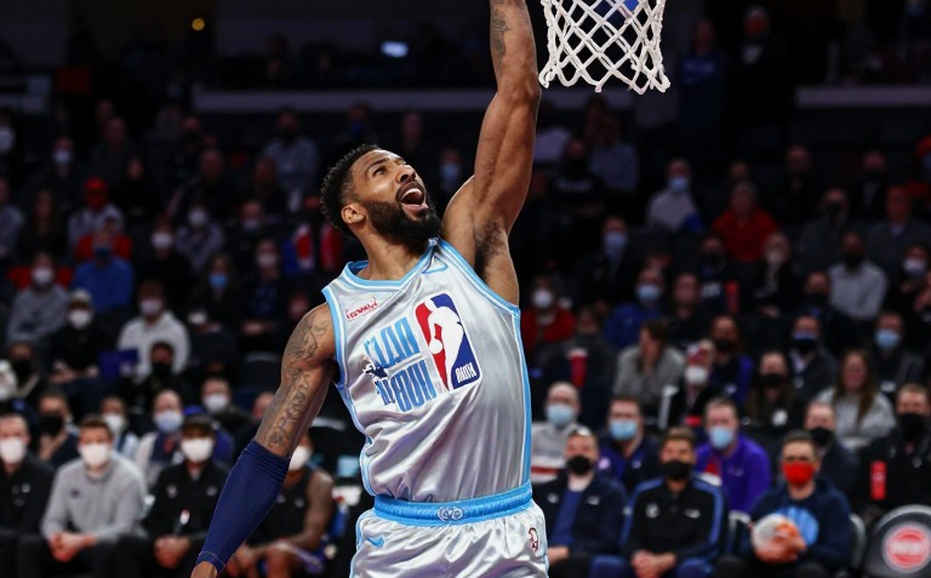 Red Star thắng Efes 77-72: Một sự giải tỏa, và khoảng trống mang tên Mike James