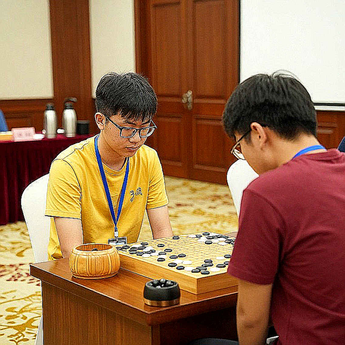 Bảng phân tích trống rỗng: cách ngành esports bịa ra sự chắc chắn